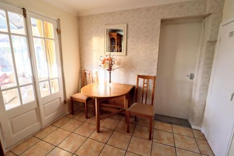 22 Challacombe, Furzton, Milton Keynes, MK4 1DP