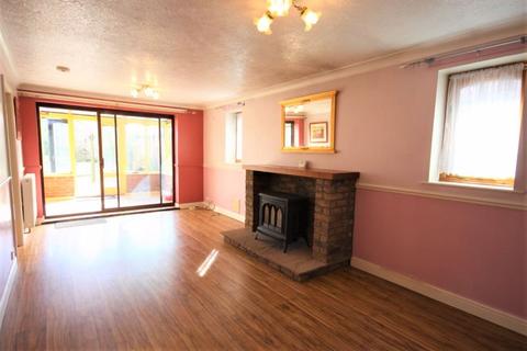 2 bedroom detached bungalow for sale - The Crofts, Main Street, Driffield, YO25