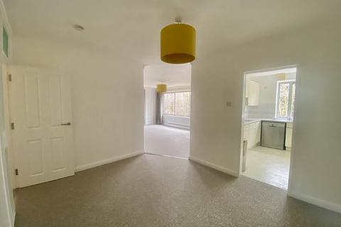 3 bedroom flat to rent - Amhurst Court, Grange Road, Cambridge
