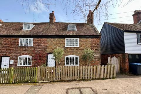 2 bedroom end of terrace house for sale - High Street, Wingham, Kent, CT3 1DE