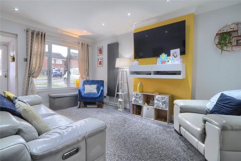 3 bedroom detached house for sale - Wye Close, Elm Tree