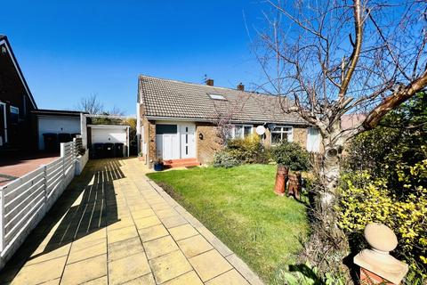 4 bedroom semi-detached house for sale, Pilgrims Way, Durham, County Durham, DH1