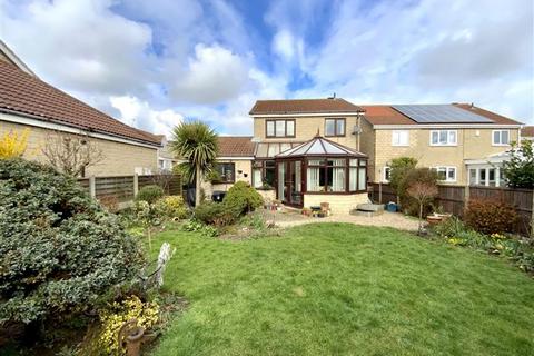 4 bedroom detached house for sale, Daniels Drive, Aughton, Sheffield, S26 3RG