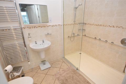 2 bedroom apartment for sale - 39 The Laureates, Shakespeare Road, Guiseley, Leeds