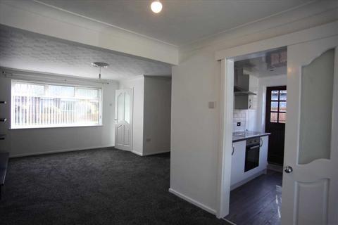 3 bedroom semi-detached house to rent - Wilton Gardens, Radcliffe, Radcliffe