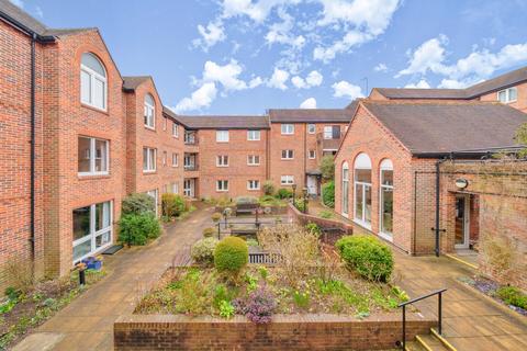 2 bedroom apartment for sale - Lions Hall, St. Swithun Street, Winchester, Hampshire, SO23