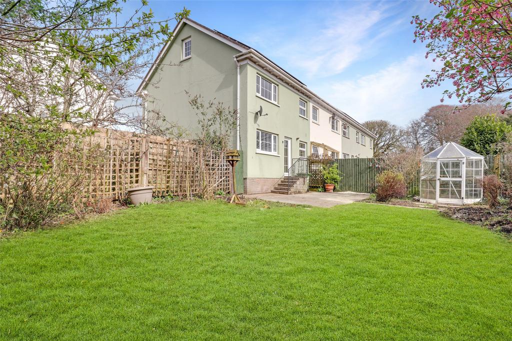 Lower Cross Road, Bickington, Barnstaple, Devon, EX31 3 bed end of