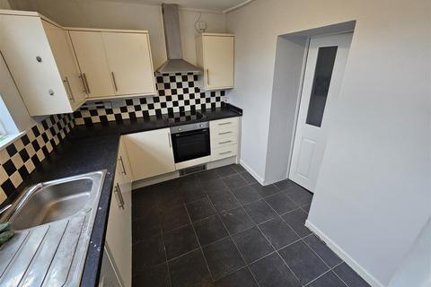 3 bedroom terraced house to rent, Conybeare Road, Victoria Park Cardiff