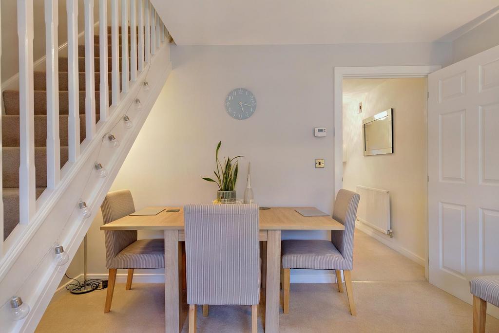 8542859-interior12-800.JPG