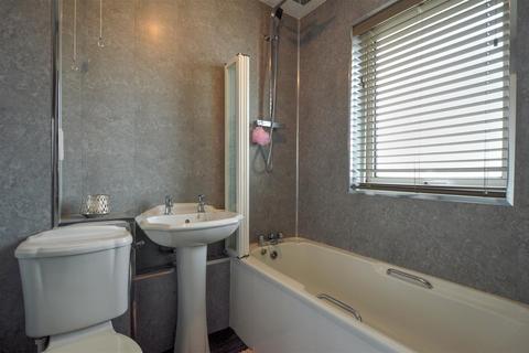 54 Bamburgh Drive, Pegswood, Morpeth, NE61 6TT
