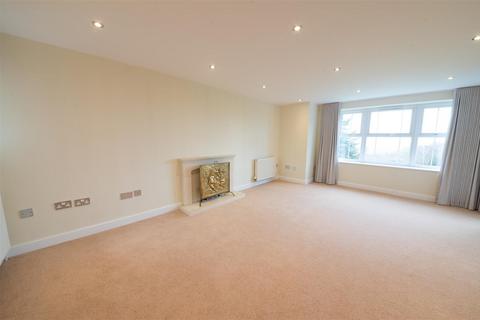 3 bedroom apartment to rent - Manor Fields, Southborough, Tunbridge Wells