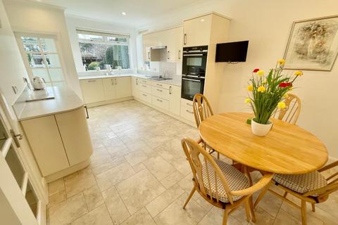 433 Acklam Road, Middlesbrough, TS5 7HB