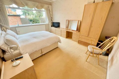 433 Acklam Road, Middlesbrough, TS5 7HB