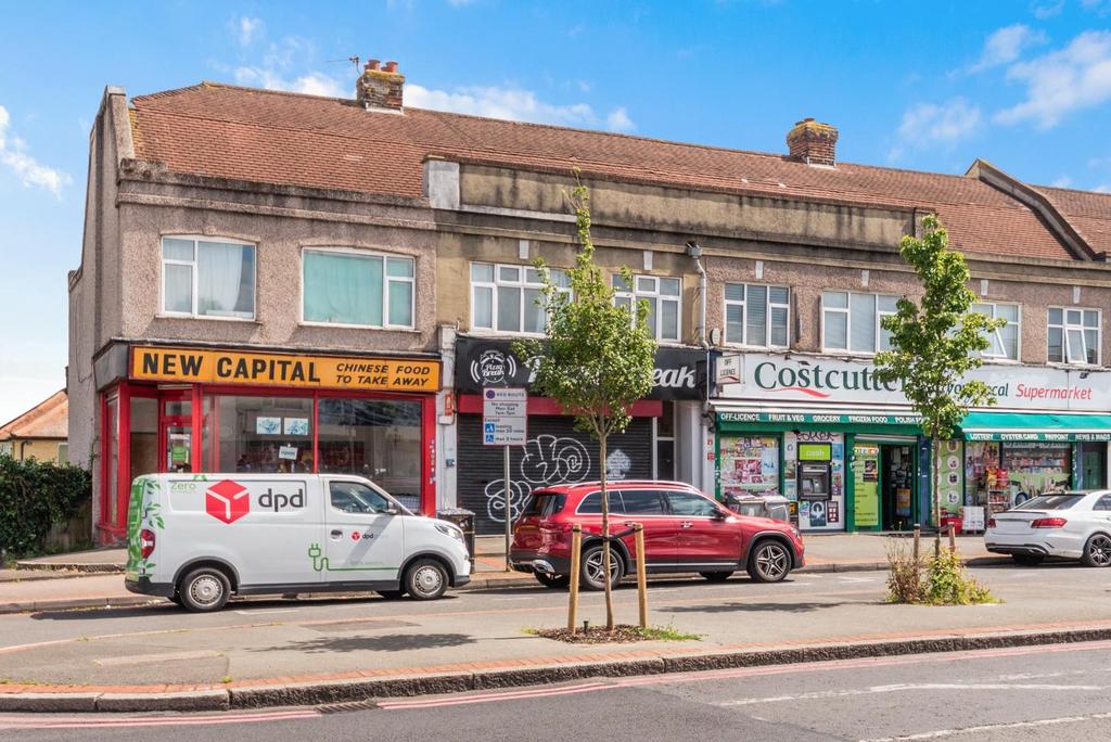 LONDON ROAD, 716 A- (3).jpg