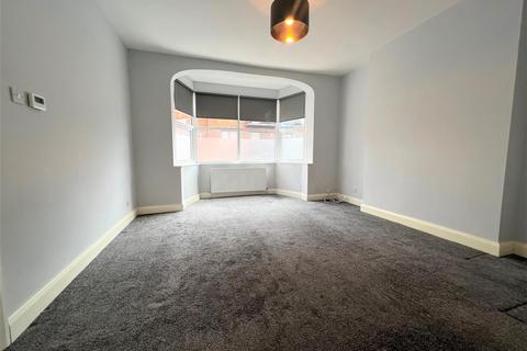 1 bedroom ground floor flat to rent - Cranleigh Drive, Leigh-On-Sea