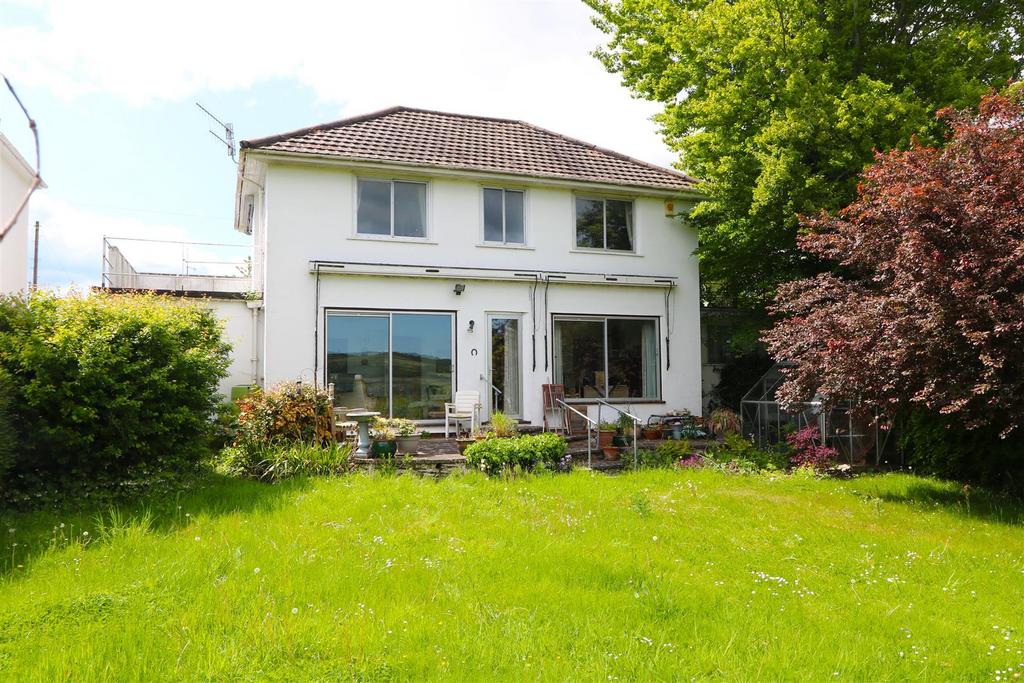 Uplands Road, Saltford, Bristol 3 bed detached house for sale £650,000