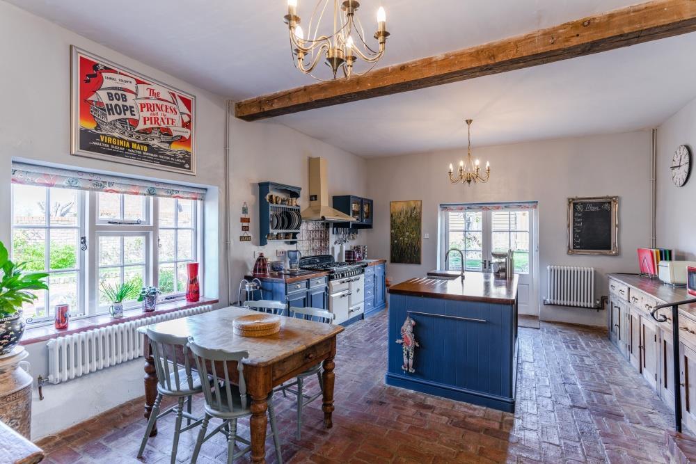 Kitchen/Breakfast Room