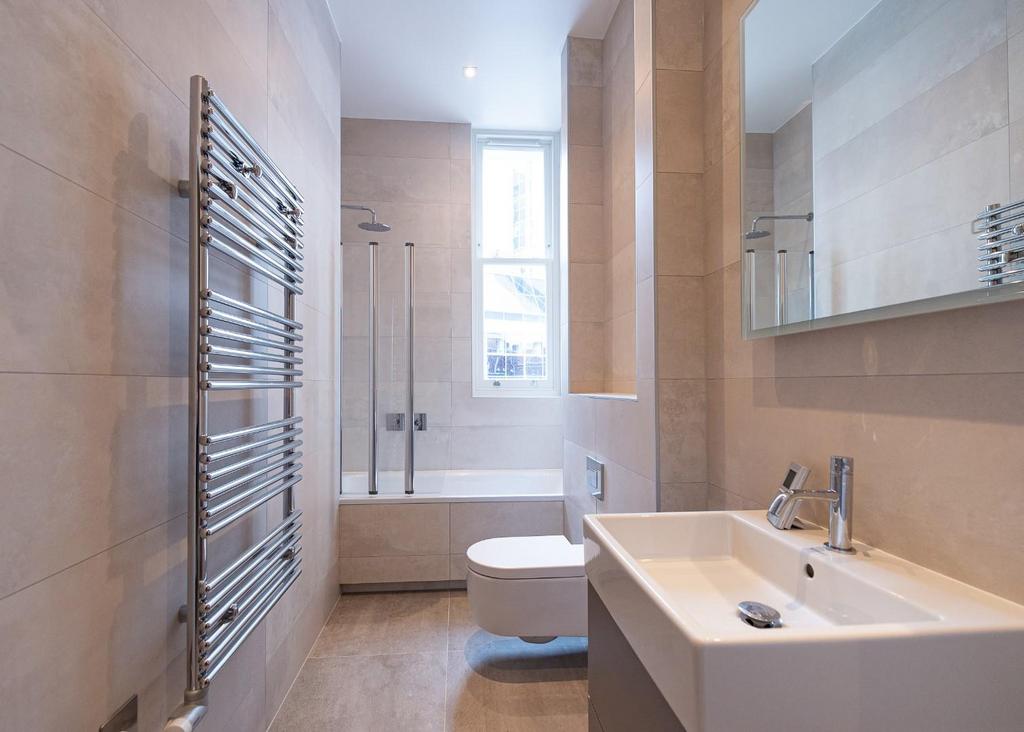 Main bathroom
