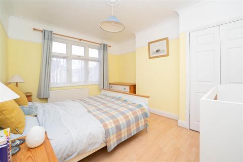 73 Clitherow Avenue, London, W7 2BL