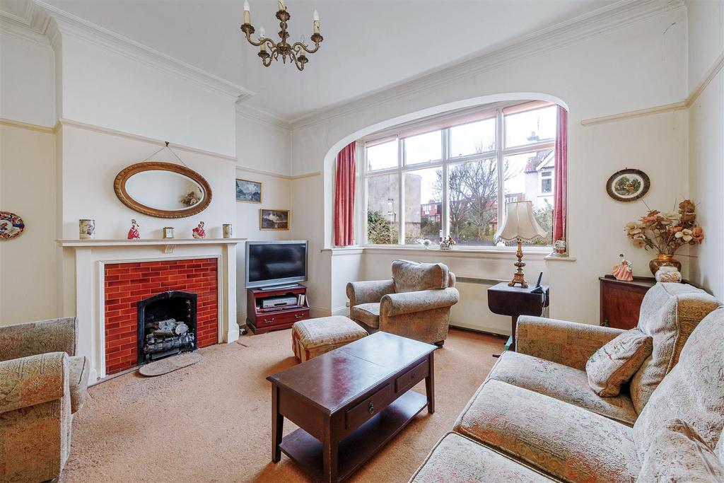 26 Camborne Avenue-3.jpg