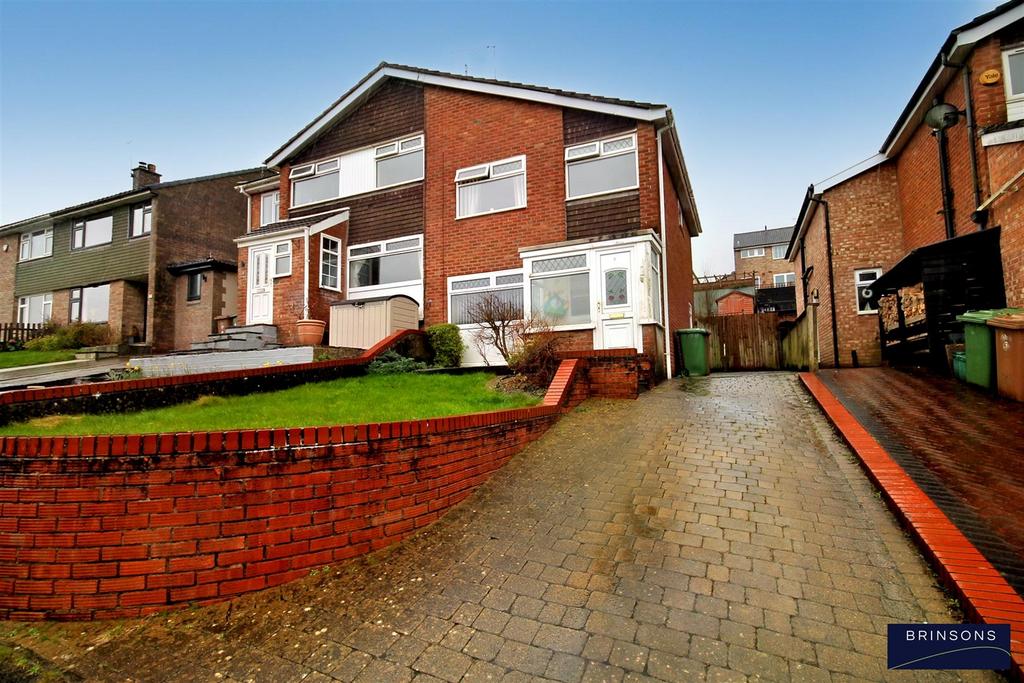 Heol Y Cwm, Watford, Caerphilly 3 bed semidetached house for sale £