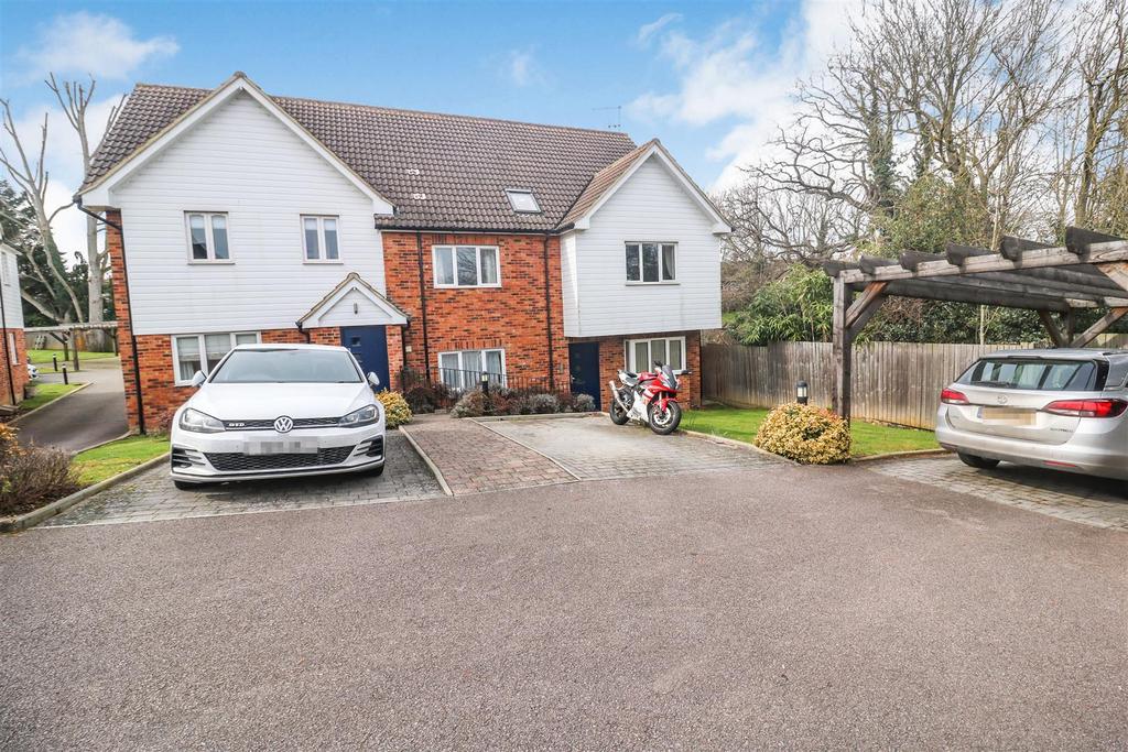 Orchard Apartments, Linford End, Harlow 2 bed apartment £300,000