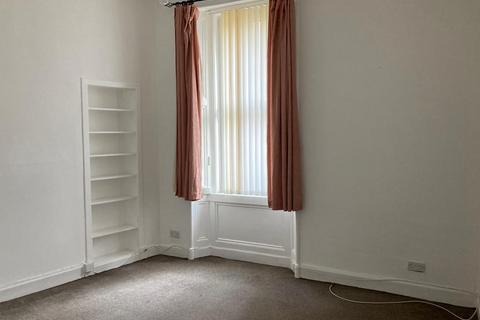 1 bedroom flat to rent, Flat 1, 28 Dura Street, Dundee, DD4 6RX