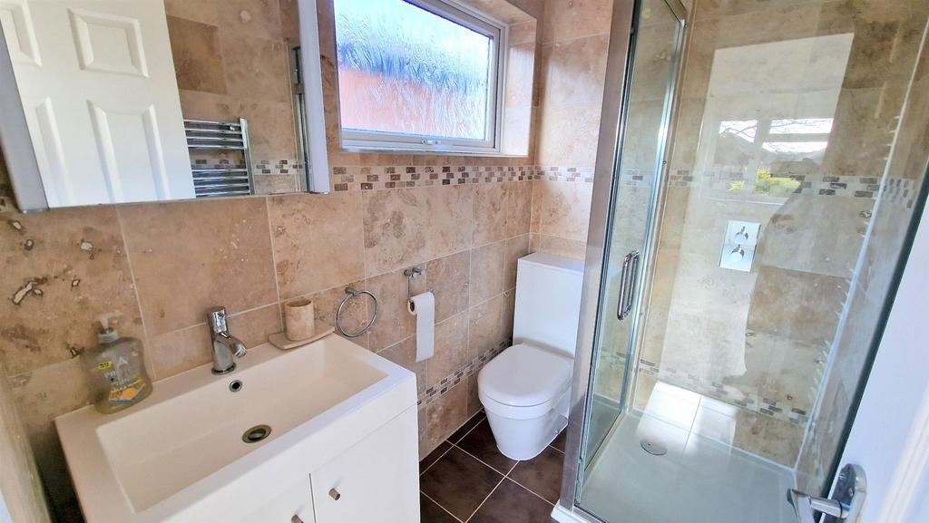 En suite.jpg