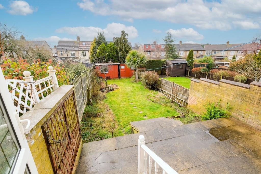 56 Abbotts Crescent-21 resized.jpg