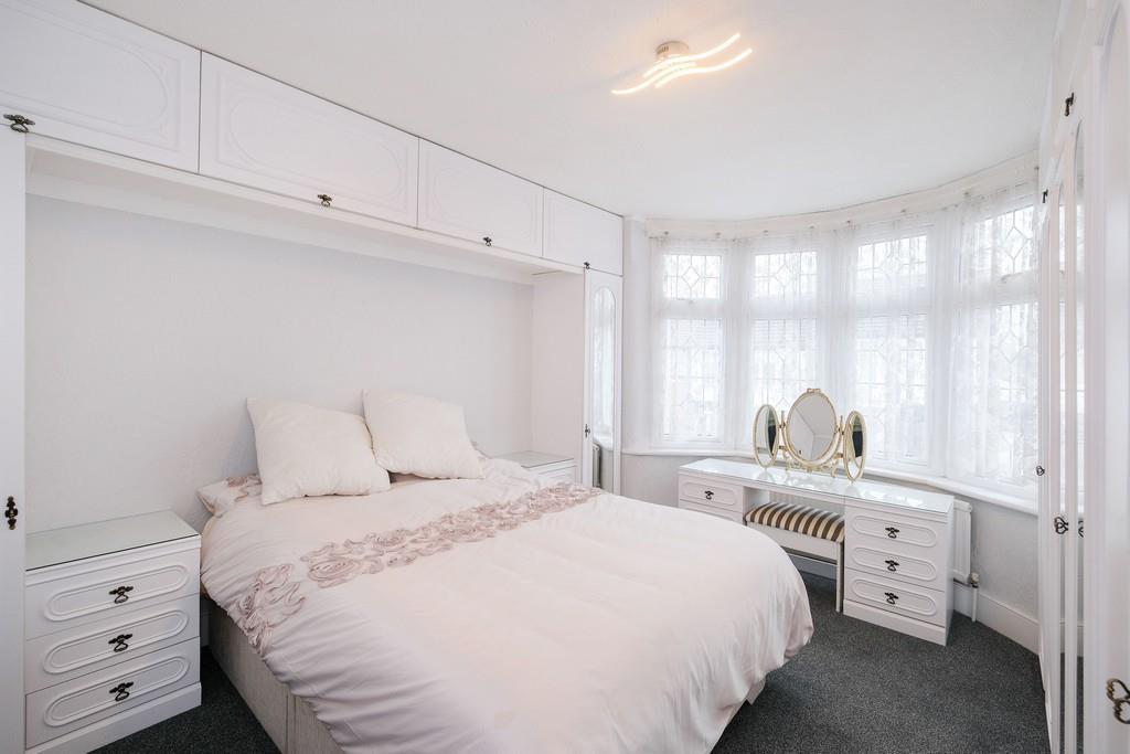 56 Abbotts Crescent-5 resized.jpg