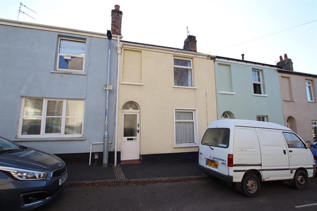 Clifton Street, Exeter 2 bed terraced house for sale £240,000