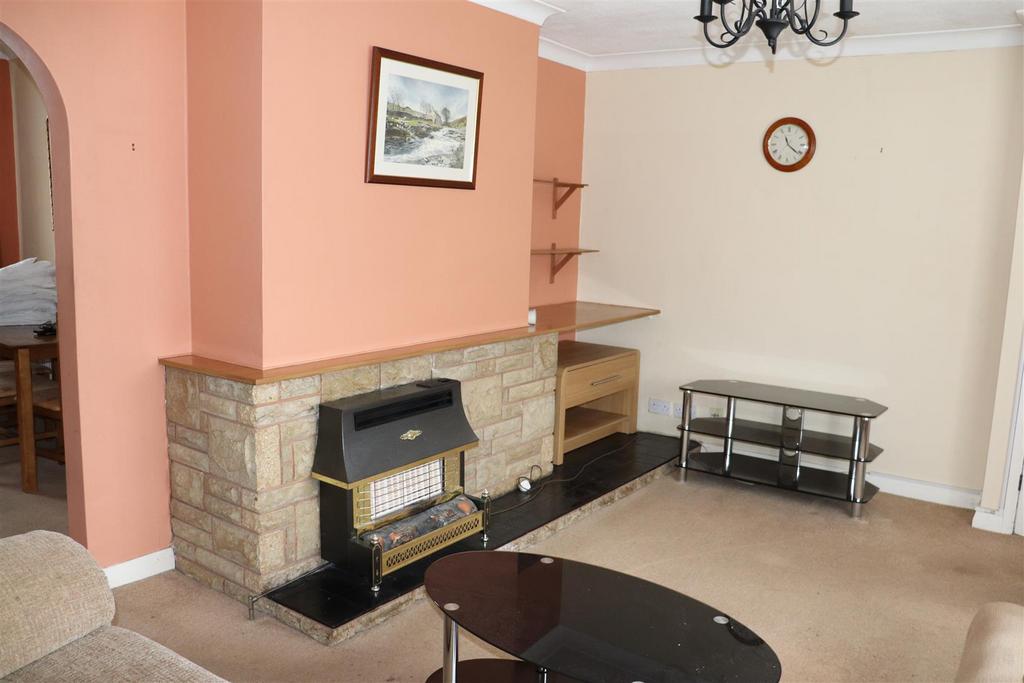 Heygate Way, Aldridge 3 bed link detached house £249,950