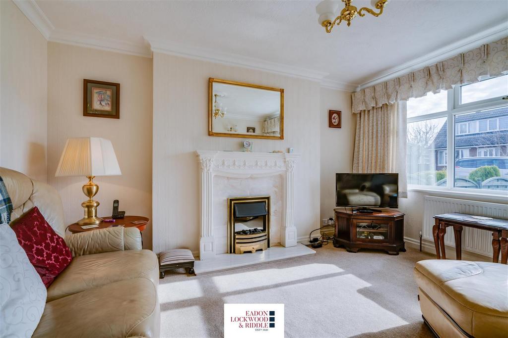 St. Albans Way, Wickersley, Rotherham 2 bed semidetached bungalow for sale £240,000