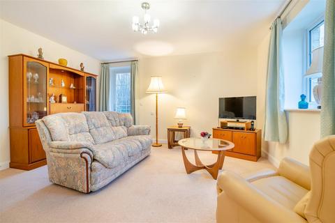 1 bedroom apartment for sale, Lambrook Court, Gloucester Road, Larkhall, Bath