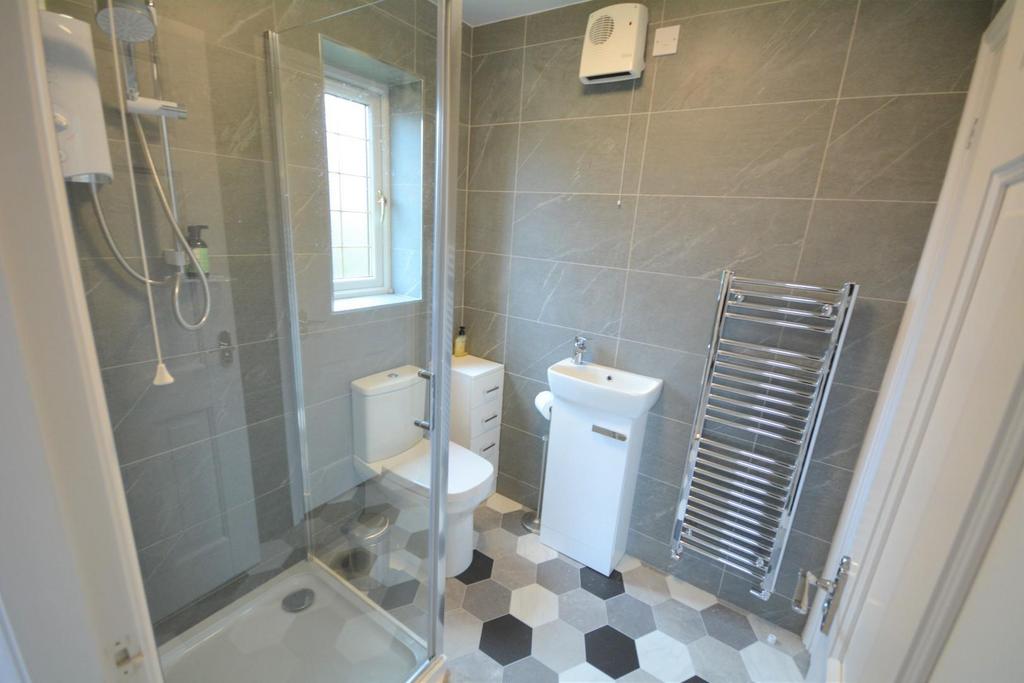 Ensuite