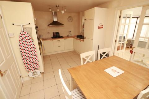 45 The Glen, Yate, Bristol, BS37 5PJ