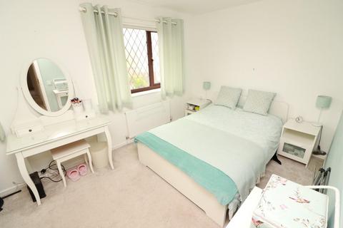 45 The Glen, Yate, Bristol, BS37 5PJ