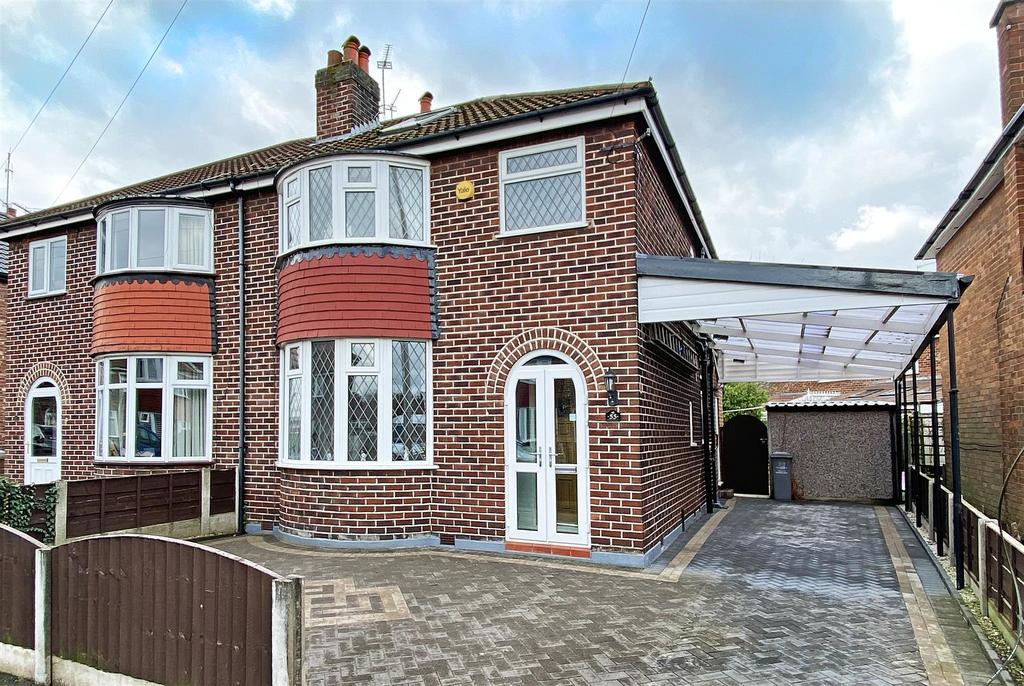 Ash Grove, Timperley 3 bed semidetached house £460,000