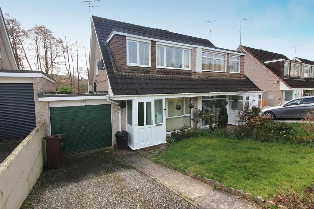Close, Saltash 3 bed semidetached house for sale £265,000