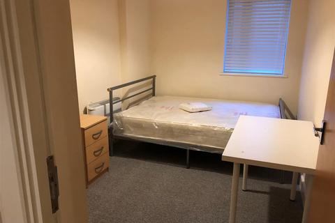 2 bedroom flat to rent, *£140pppw Excluding Bills* Ropewalk Court, Nottingham, NG1 5AD