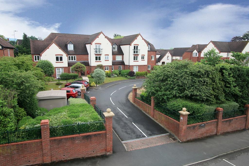 Worcester Road, Hagley, Stourbridge, DY9 2 bed apartment £180,000