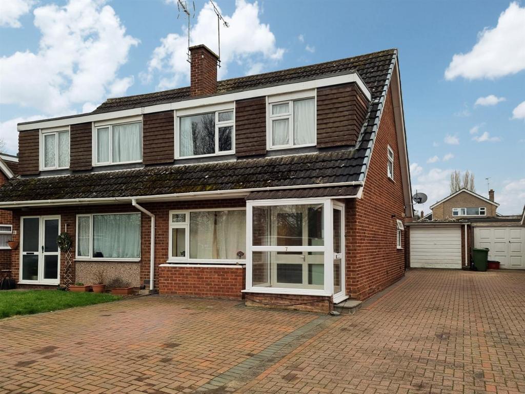 Troutbeck Avenue, Leamington Spa 3 bed semidetached house for sale £350,000