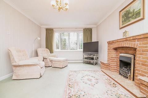 17 Bellington Croft, Shirley, Solihull, B90 4XP