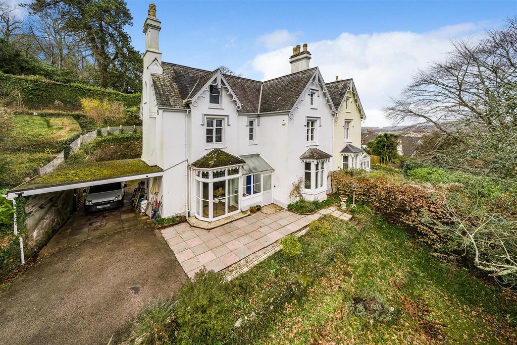Courtenay Road, Newton Abbot 6 bed semidetached house for sale £625,000