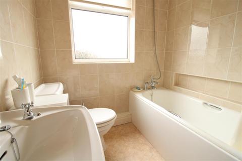 3 bedroom semi-detached house for sale - Teal Road, Darlington