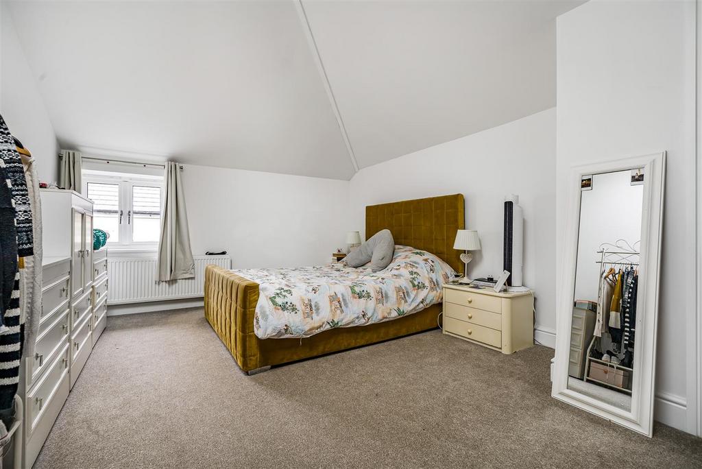 Large Double Bedroom