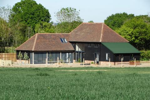 4 bedroom barn conversion to rent - Staplehurst, Kent
