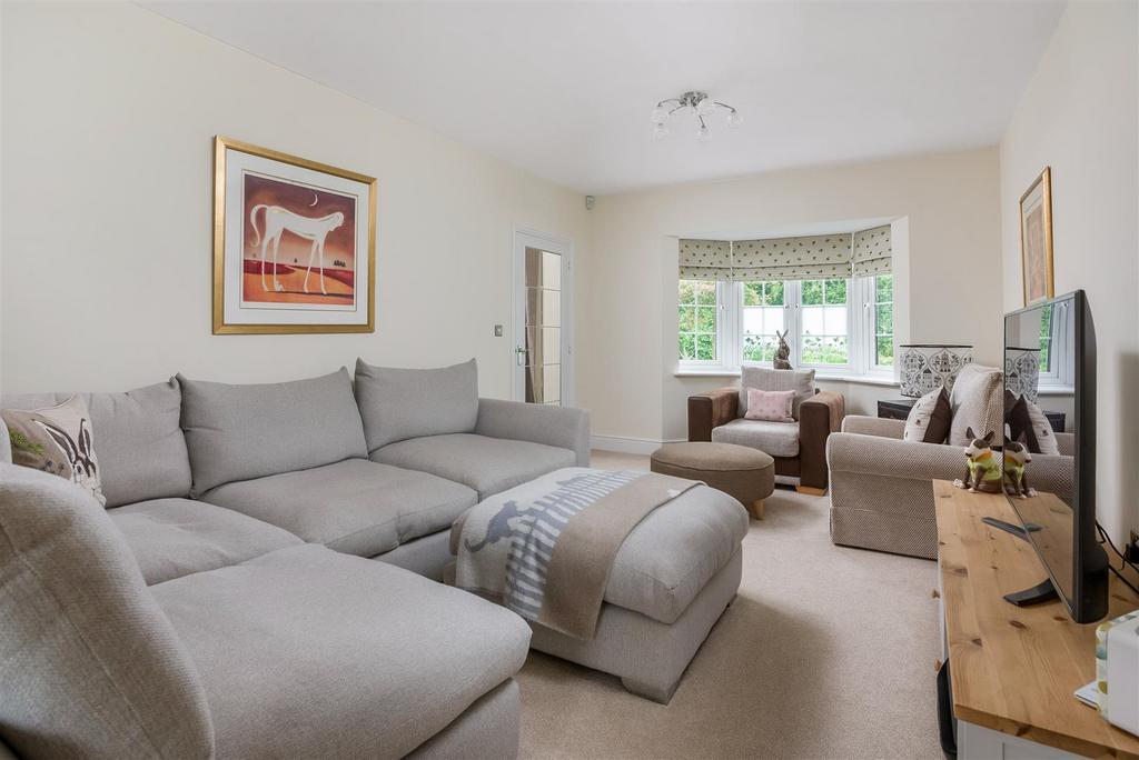 Macaulay Lane, Wellesbourne 4 bed detached house for sale £625,000