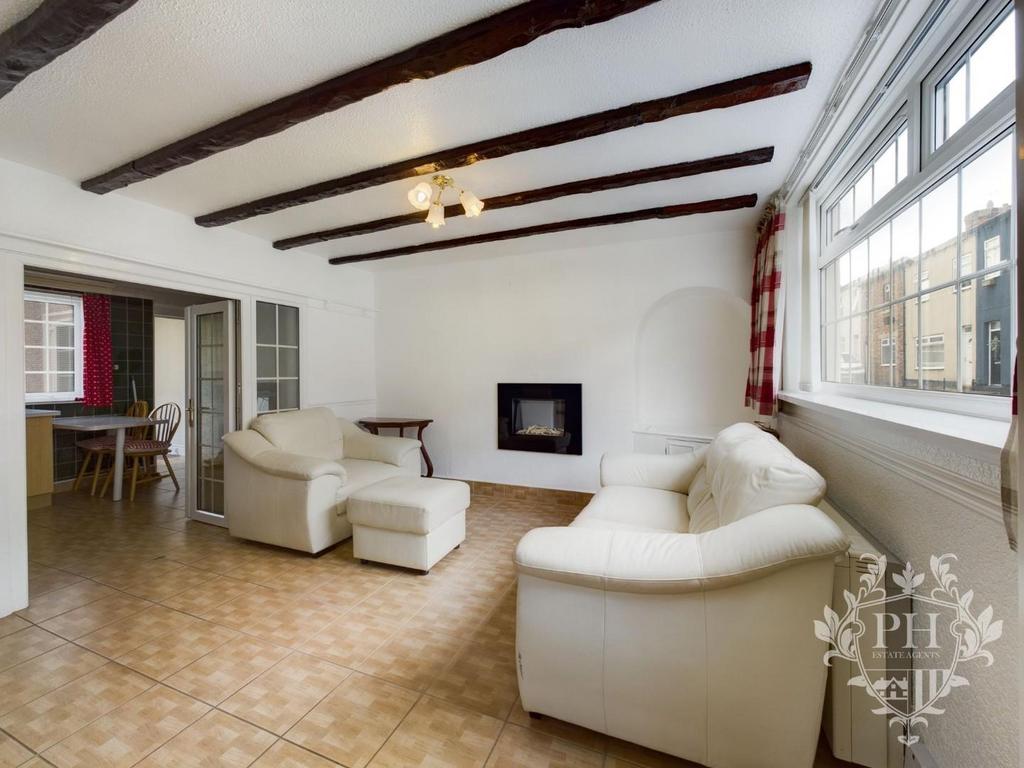 Dale Street, New Marske, Redcar 2 bed terraced house for sale £80,000