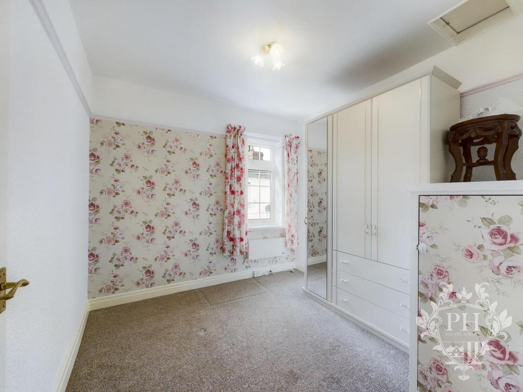 Dale Street, New Marske, Redcar 2 bed terraced house £74,950